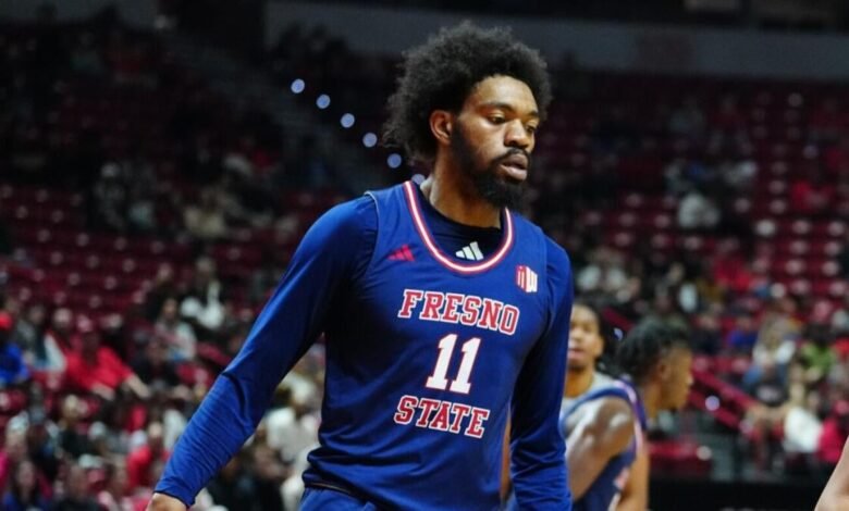 NCAA prohibió permanentemente a tres jugadores de baloncesto de Fresno, San José NCAA prohibió permanentemente a tres jugadores de baloncesto de Fresno, San José