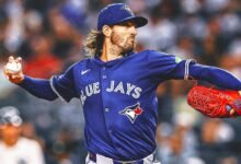 Kevin Gausman lanzó 2 bateador para el juego para completar su cuarta carrera; Blue Jays Astros Drum
