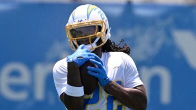 ACTUALIZACIÓN ACTUALIZACIÓN DE LISIÓN NAJEE HARRIS: RB Charger se elimina para el contacto, con la esperanza de jugar 1 semana en comparación con los líderes después del daño ocular