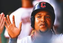 Guardianes Clinch Al Berth Poster en el camino de caminar del patio; Astros se elimina