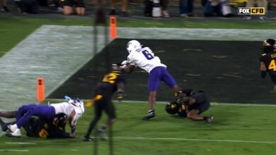 Trent Battle se apresuró a TD 13 yardas, trayendo TCU al estado de Arizona