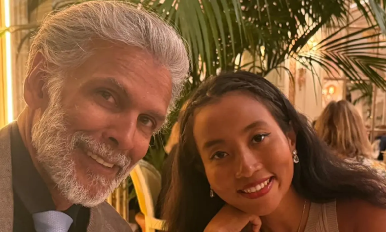Para el sincero cumpleaños de Milind Soman, saludo a la esposa Ankita Conower, se convirtió en 34 años Para el sincero cumpleaños de Milind Soman, saludo a la esposa Ankita Conower, se convirtió en 34 años