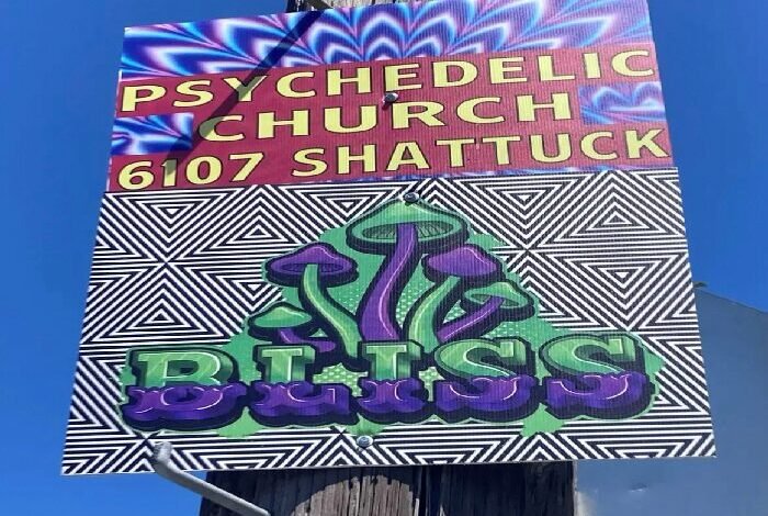 Únase a la revolución: por qué la iglesia ritual es la iglesia psicodélica de más rápido crecimiento en Oakland Únase a la revolución: por qué la iglesia ritual es la iglesia psicodélica de más rápido crecimiento en Oakland