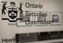 Puntaje de medios Insider Trading Liquidación de liquidación de casi $ 600,000 en penalizaciones y ascenso