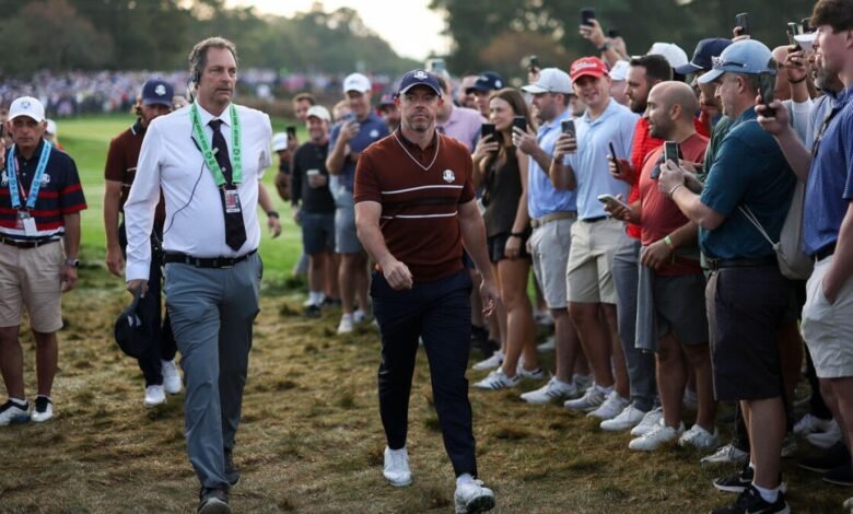 Rory McIlroy: ‘Orgulloso de ganar con lo que tenemos que pasar’ después de un día difícil con los fanáticos en 2025 Ryder Cup