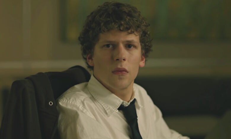 Se ha publicado el título oficial y la fecha de publicación de Social Network 2, y hay una cosa más importante que ayuda a ayudar en ausencia de JC Eisenberg