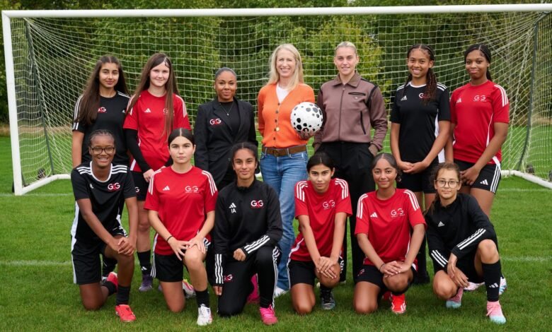 Sky pide operaciones deportivas nacionales de niñas, mientras que colabora con el delantero del Arsenal Alessia Russo para aumentar la participación | Noticias de fútbol