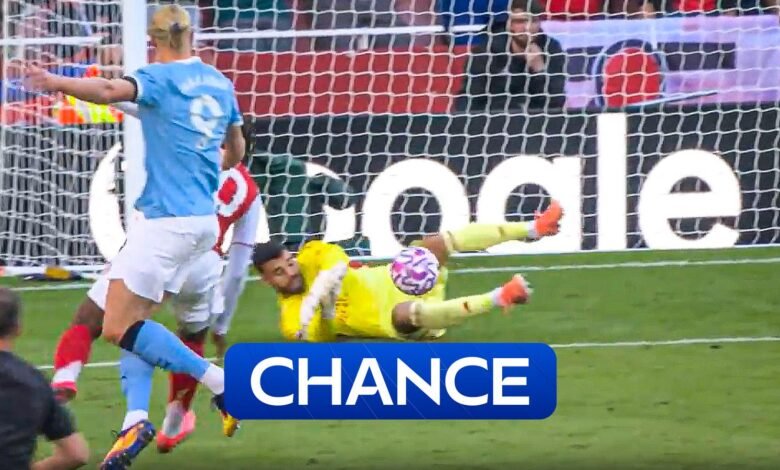 Otra oportunidad de Haaland para Man City pero Raya bloquea