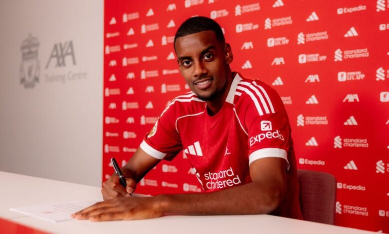 Alexander Isak se une al Liverpool: el delantero de Newcastle se va en el récord británico de £ 125 millones en el día de la fecha límite de transferencia | Noticias de fútbol Alexander Isak se une al Liverpool: el delantero de Newcastle se va en el récord británico de £ 125 millones en el día de la fecha límite de transferencia | Noticias de fútbol