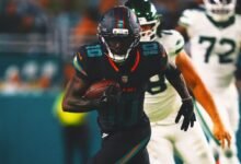 Tyreek Hill sale de Jets vs. Dolphins con una lesión de pierna horrible