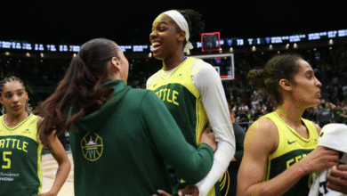 Imágenes de Play -Ff WNBA: clasificación, horarios como Storm Clinch Final, Retiración de chispa