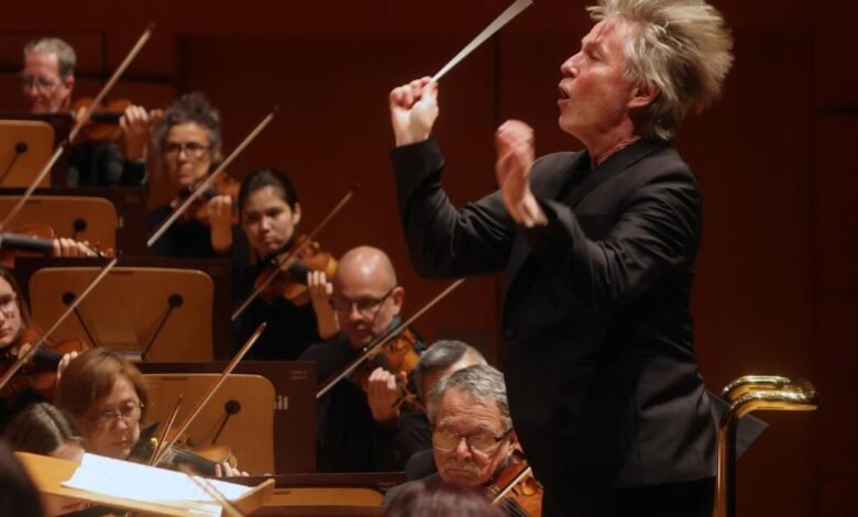 Esa-Pekka Salonen para tomar nuevos papeles con los Angeles Filarmónicos