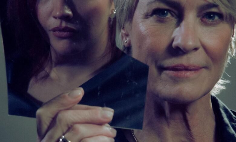 Robin Right y Olivia Cook en ‘The Girlfriend’ en el verdadero villano Robin Right y Olivia Cook en ‘The Girlfriend’ en el verdadero villano