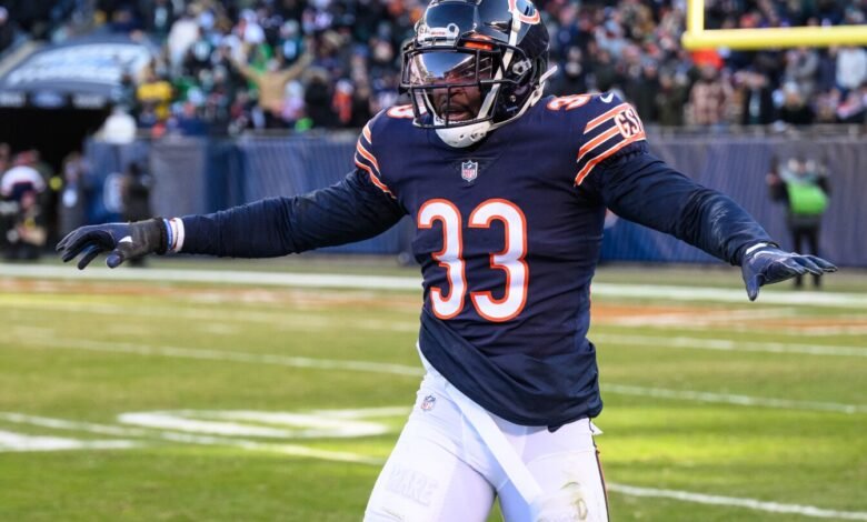 Los Bears CB Jaylon Johnson todavía se limitan a la práctica del viernes.