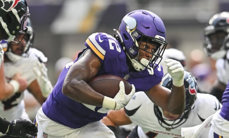 Vikings Place RB Ty Chandler, LB Blake Cashman en IR