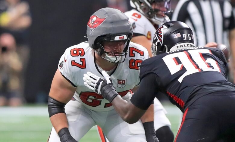 Monday Night Football: Bucs RT Luke Goedeke está activo; Texans RB Dameon Pierce un rasguño saludable