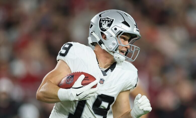 Saints agregó novato QB/WR Tommy Melloott al equipo de entrenamiento Saints agregó novato QB/WR Tommy Melloott al equipo de entrenamiento