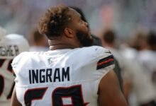Texans RG Ed Ingram está completamente involucrado.