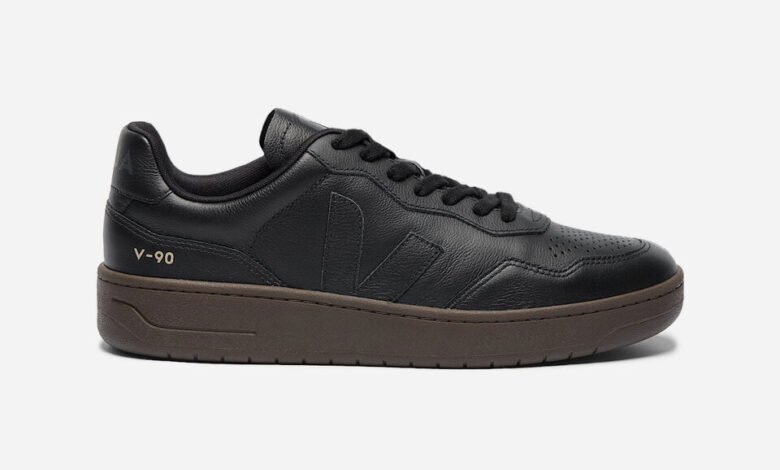 Vega V-90 Zapatos de águila negra llena Vega V-90 Zapatos de águila negra llena