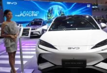 China aprieta las reglas para las exportaciones de vehículos eléctricos