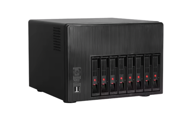 Esta pequeña caja NAS reclama 204 tb de potencia de almacenamiento mientras se ve como dos cajas de zapatos apiladas en su sala de estar