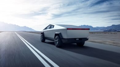Tesla elimina sus planes de carga inalámbricos EV, dejando a Porsche para ser pionero en la tecnología