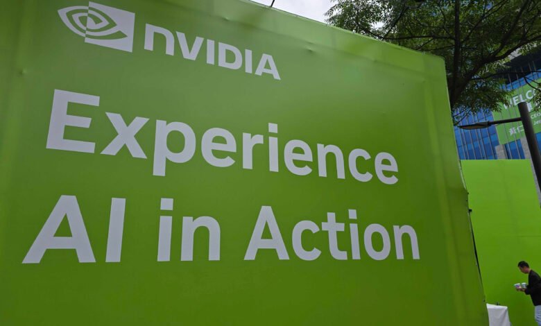 El crecimiento explosivo en chips de IA pone a Nvidia en la cima, mientras que los riesgos ocultos amenazan la estabilidad futura de la demanda global de semiconductores