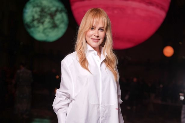 Nicole Kidman Keith se queda en Bold Face en The Channel Show con hijas después de la División Urbana Nicole Kidman Keith se queda en Bold Face en The Channel Show con hijas después de la División Urbana