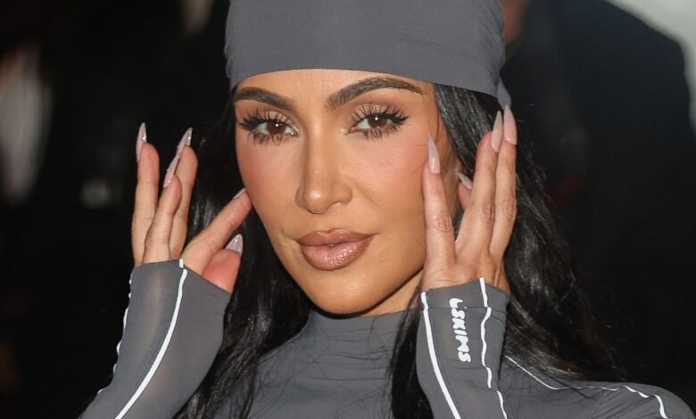 Kim Kardashian Channel Chris con el lanzamiento del impresionante cabello nuevo después de la transformación