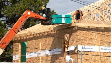 Ottawa publica un catálogo de planos de viviendas para ayudar a aliviar la crisis inmobiliaria de Canadá.