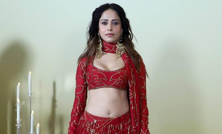 Vista: Nusrat y Huma en una fiesta de Diwali Vista: Nusrat y Huma en una fiesta de Diwali