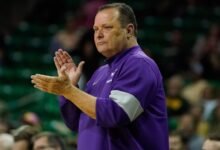 El entrenador del estado de Tarleton, Billy Gillispie, de permiso en medio de la investigación
