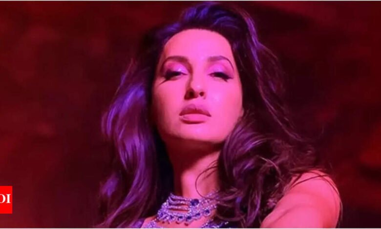 Nora Fatehi: ‘Aft y Qayamat’: los internautas reaccionan a ‘Dilbar Ki Akhan’ en la segunda canción ‘Stop’ Foot Nora Fatehi.