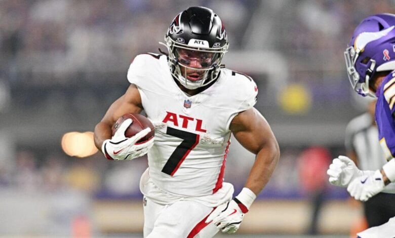 Fantasy Football 2025: Gráficos comerciales de la Semana 6 y la clasificación restante de la temporada que refleja cómo la lesión ha calificado RB
