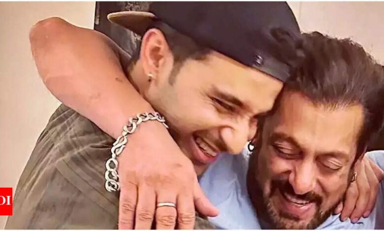 ‘Veamos al compañero de caballos a las 3 de la mañana’: Salman Khan aconsejó a Raghav Zamal en su granja; ‘Las fiestas duran toda la noche’ Hindi Movie News