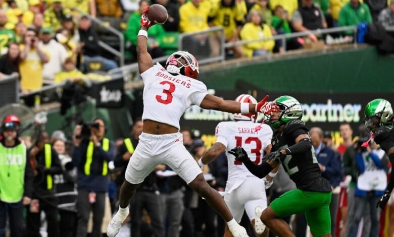 El No. 7 Indiana derroca al No. 3 Oregon y se mantiene invicto El No. 7 Indiana derroca al No. 3 Oregon y se mantiene invicto