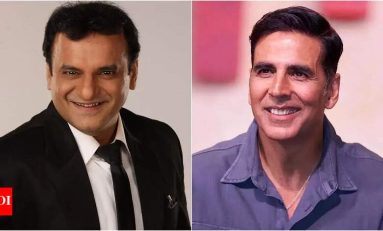 El coprotagonista de Akshay Kumar, Paresh Ganatra, recuerda haber jugado a las cartas con el productor y la estrella; Dice: “En 5 minutos, se llevó entre 14.000 y 15.000 dólares”. El coprotagonista de Akshay Kumar, Paresh Ganatra, recuerda haber jugado a las cartas con el productor y la estrella; Dice: “En 5 minutos, se llevó entre 14.000 y 15.000 dólares”.