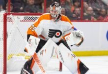 Los Golden Knights recuperan a Carter Hart tras la absolución del portero