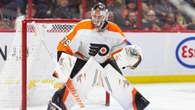 Los Golden Knights recuperan a Carter Hart tras la absolución del portero