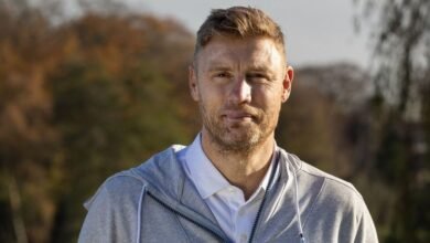 El hijo de Freddie Flintoff, de 2 años, no se acerca a él después del horrible accidente de Top Gear