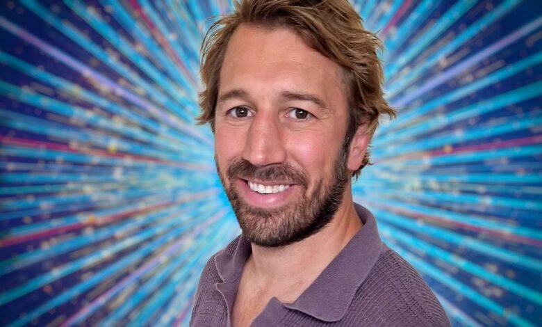 La esposa de Chris Robswish estrictamente gracias a los fanáticos con un chasquido de estrellas en sus pantalones