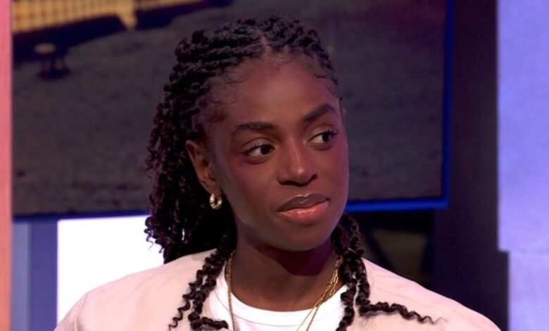 “‘Cat Burns’ de Celebrity Betrayers reprograma su gira por preocupaciones sobre el ‘bienestar mental'”. “‘Cat Burns’ de Celebrity Betrayers reprograma su gira por preocupaciones sobre el ‘bienestar mental'”.