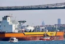El déficit comercial casi se duplicó en septiembre a medida que se redujeron las exportaciones de servicios.