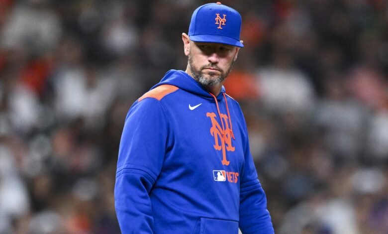 Mets fue reportado como parte del entrenador lanzando el balón, venciendo al entrenador, más después de perderse el partido de los playoffs