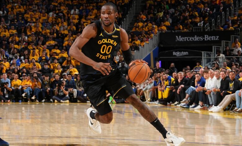 Jonathan Kuminga No compromisada en Warriors Future después del contrato, ‘Estoy aquí ahora’ Jonathan Kuminga No compromisada en Warriors Future después del contrato, ‘Estoy aquí ahora’