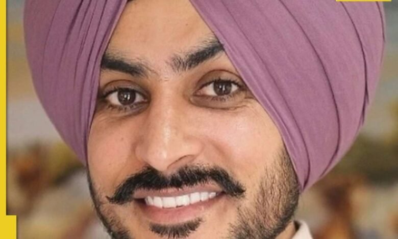 El cantante de Punjabi, Rajbir Jawanda, continúa criticando, todavía en soporte vital El cantante de Punjabi, Rajbir Jawanda, continúa criticando, todavía en soporte vital