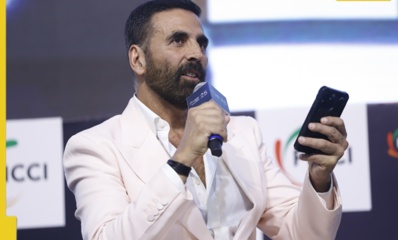 Akshay Kumar admite que ha recibido el Trolled para preguntarle al primer ministro Modi ‘aap aam kees kty hola’ dijo ‘jefe nahi sudhrunga’, le preguntó a CM deendovis de Maharashtra CM