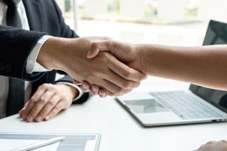 WFW asesora al grupo Eiffel Investment en la adquisición de su cartera de energías renovables. WFW asesora al grupo Eiffel Investment en la adquisición de su cartera de energías renovables.