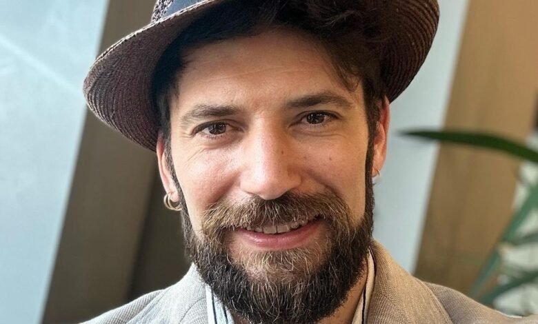 La estrella de Harry Potter luce irreconocible mientras abandona la actuación para emprender una carrera completamente nueva La estrella de Harry Potter luce irreconocible mientras abandona la actuación para emprender una carrera completamente nueva