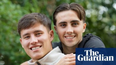 ‘Es una locura’: los hermanos Colwill van de literas y pintura facial a Cardiff Double Act | Ciudad de Cardiff